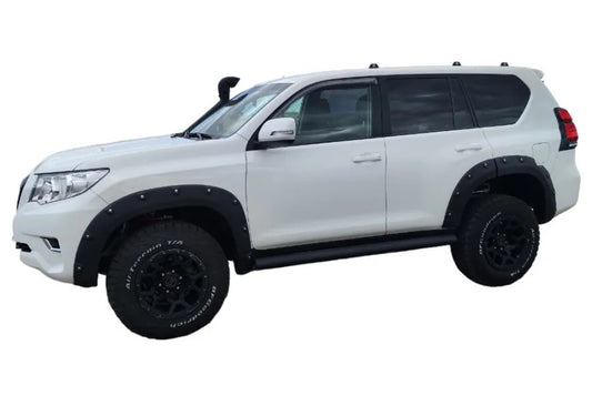 Parafanghi allargati Toyota Land Cruiser 150