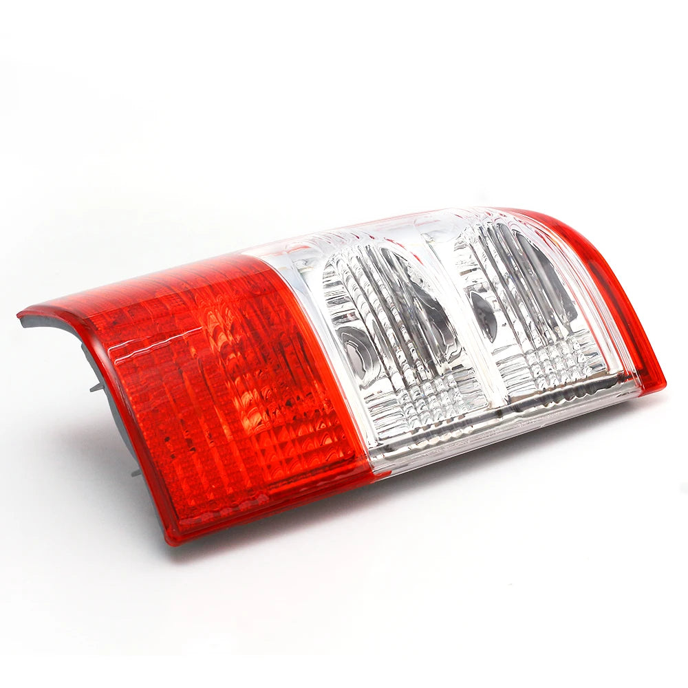 Coppia Fanali / Fari Posteriori ORIGINALI per Nissan Patrol GR Y61