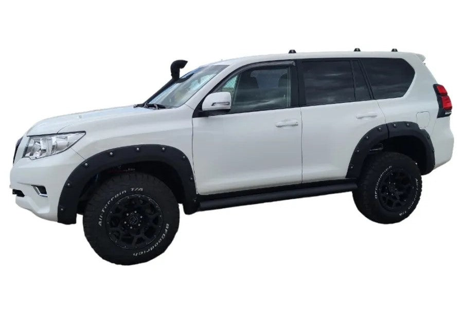 Parafanghi allargati Toyota Land Cruiser 150