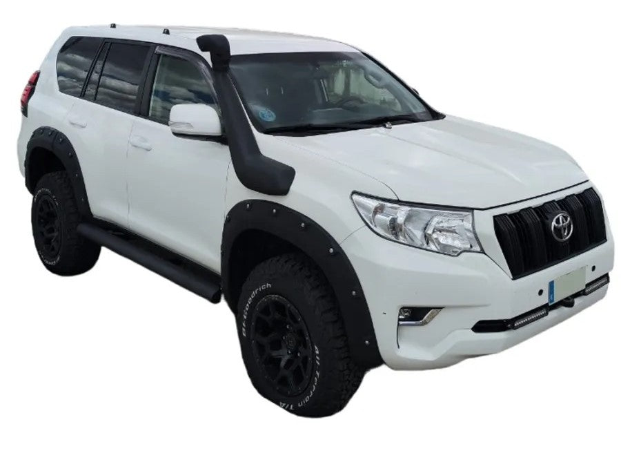Parafanghi allargati Toyota Land Cruiser 150