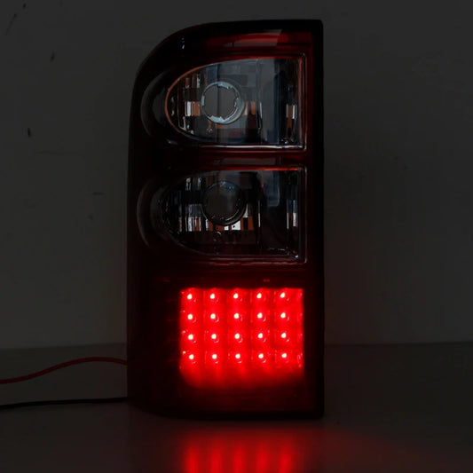 Coppia Fanali / Fari Posteriori fumé ROSSI per Nissan Patrol GR Y61