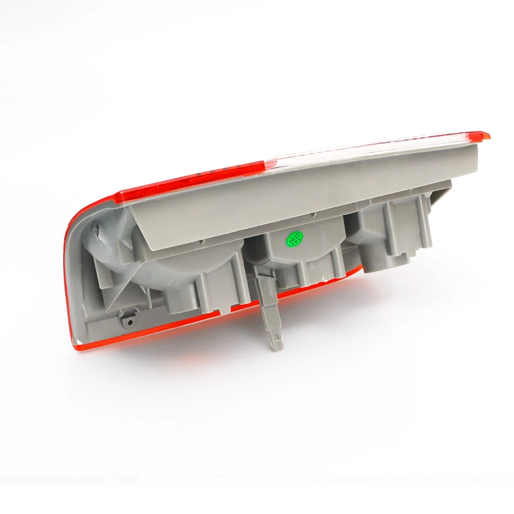 Coppia Fanali / Fari Posteriori ORIGINALI per Nissan Patrol GR Y61