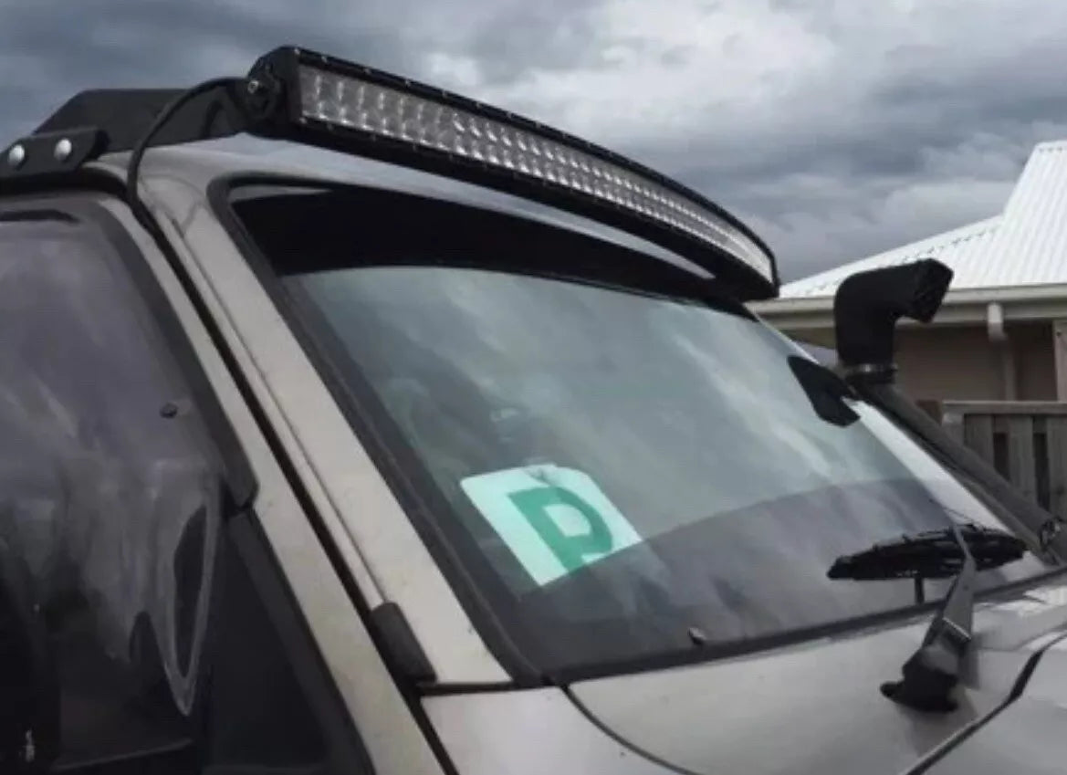 Supporti / staffe Barra a Led per Nissan Patrol GR Y60/Y61 con LOGO